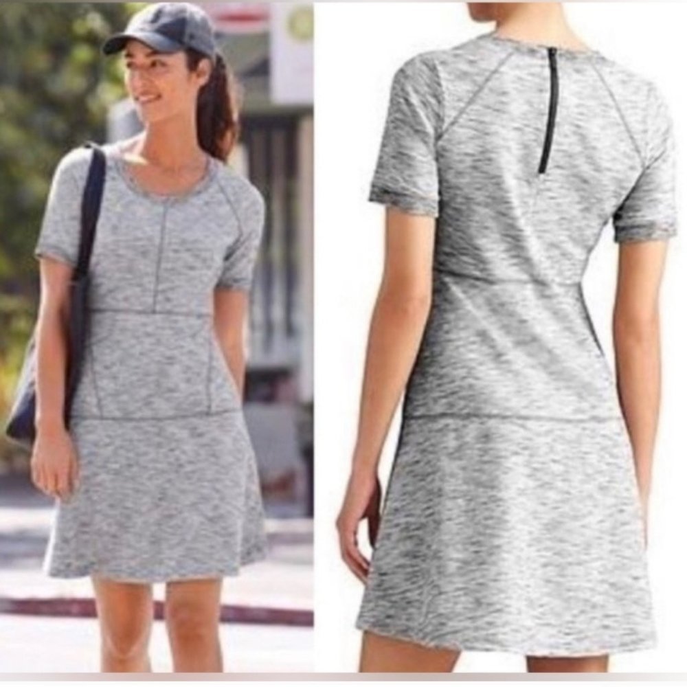NWOT Athleta En Route Gray Exposed Seaming Fit & Flare Short Sleeve Midi